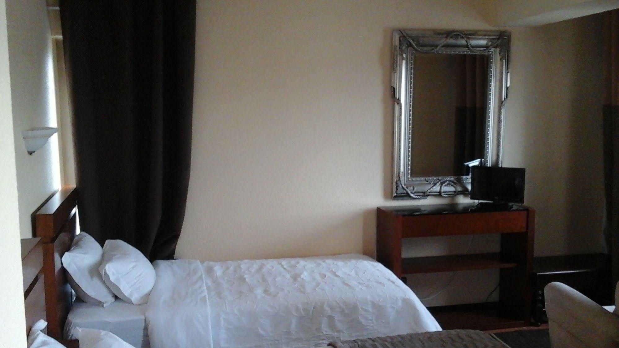 Wot Sintra Ocean Hotel อาเซยาสโดมาร์ ภายนอก รูปภาพ